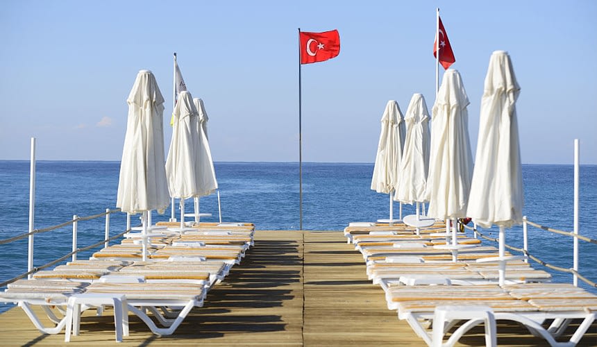Турецкие отельеры опасаются спада турпотока из России-Новости туризма в России и мире